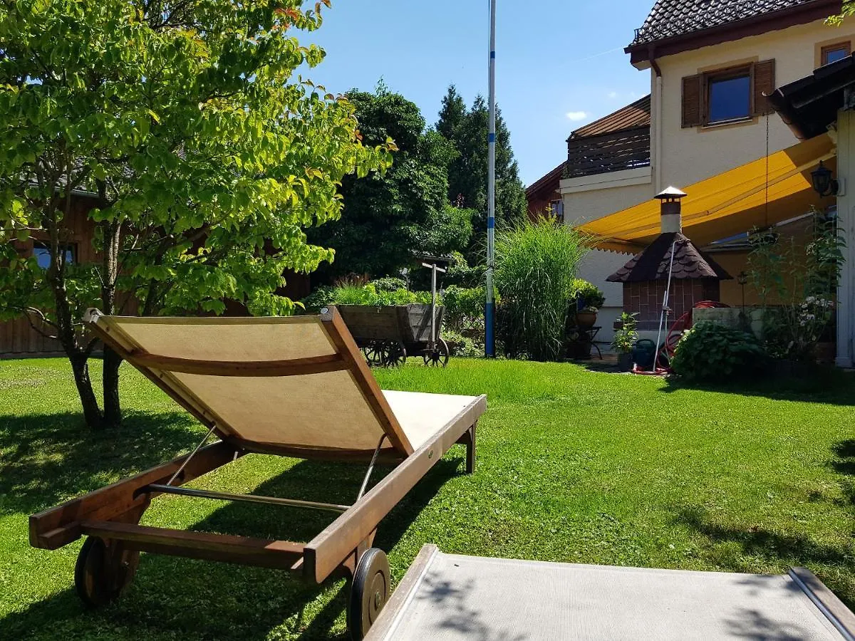 Apartment Ferienwohnungen Kumpf Bad Aibling Germany